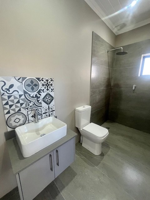 3 Bedroom Property for Sale in Outeniquasbosch Western Cape